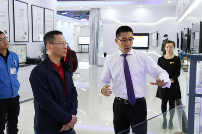 香山衡器與中山聯(lián)通強(qiáng)強(qiáng)聯(lián)合，以計(jì)算機(jī)軟硬件技術(shù)研發(fā)驅(qū)動(dòng)品牌升級(jí)新篇章